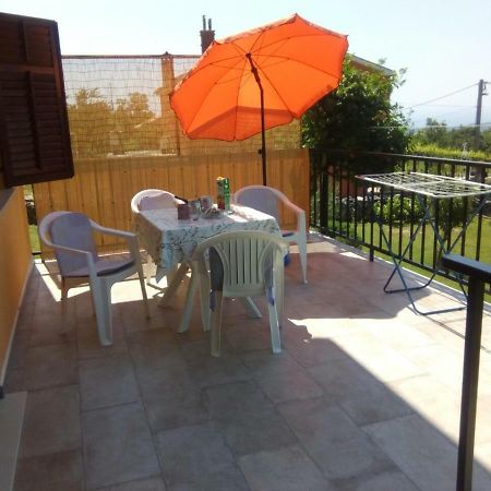Apartman Knapic Koromačno Exteriör bild